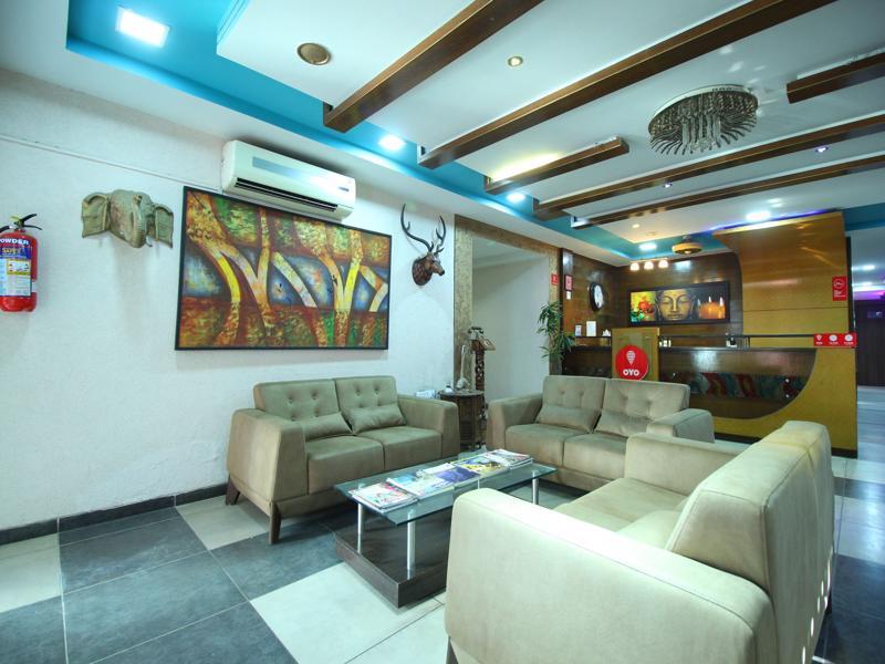 Oyo 4161 Hotel Shailly Inn Ahmedabad Exterior photo